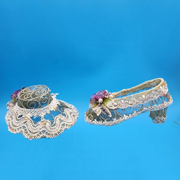 Vintage Ivory Lace Shoe & Hat Ornaments Pink Rose Rhinestone French Country Deco - Picture 4 of 11